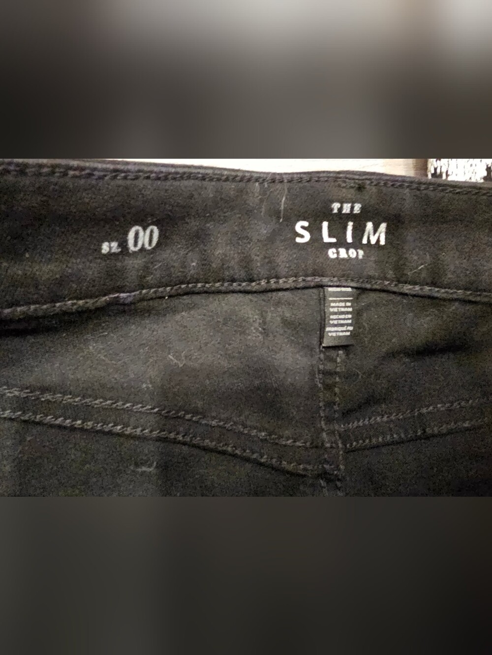 White House Black Market Black Slim Crop Jeans Embroidered Hem 00 - Picture 9 of 10